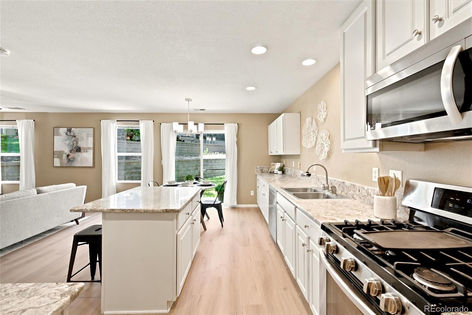 MLS Image #7 for 5389 s quatar circle,aurora, Colorado