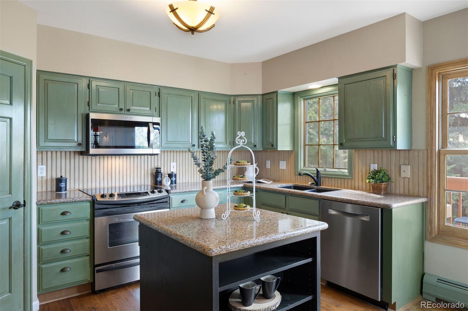 MLS Image #12 for 10  roder gate lane,castle pines, Colorado
