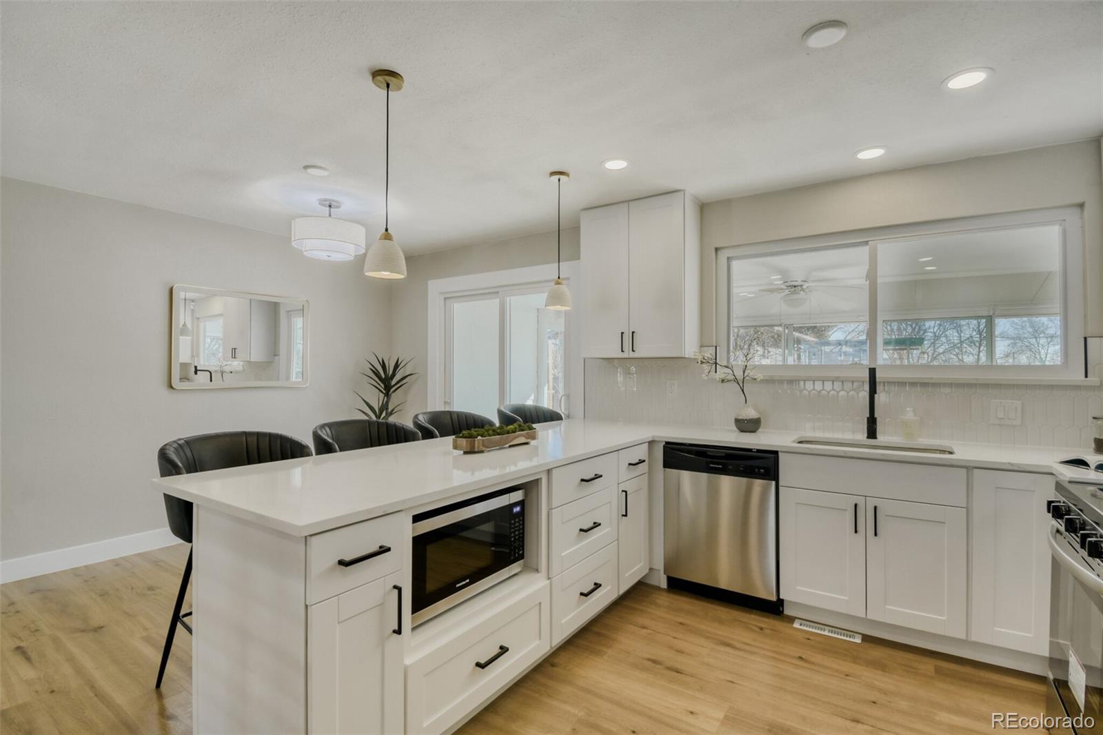 MLS Image #8 for 4944 w 61st drive,arvada, Colorado