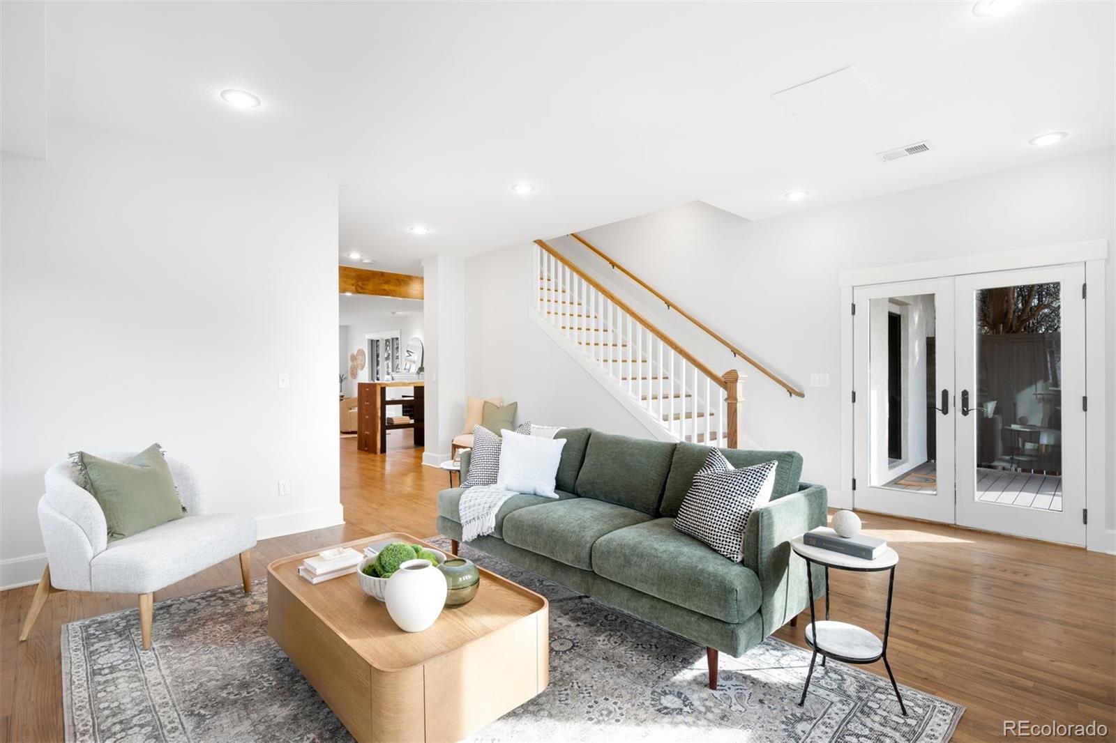 MLS Image #16 for 1463 s york street,denver, Colorado