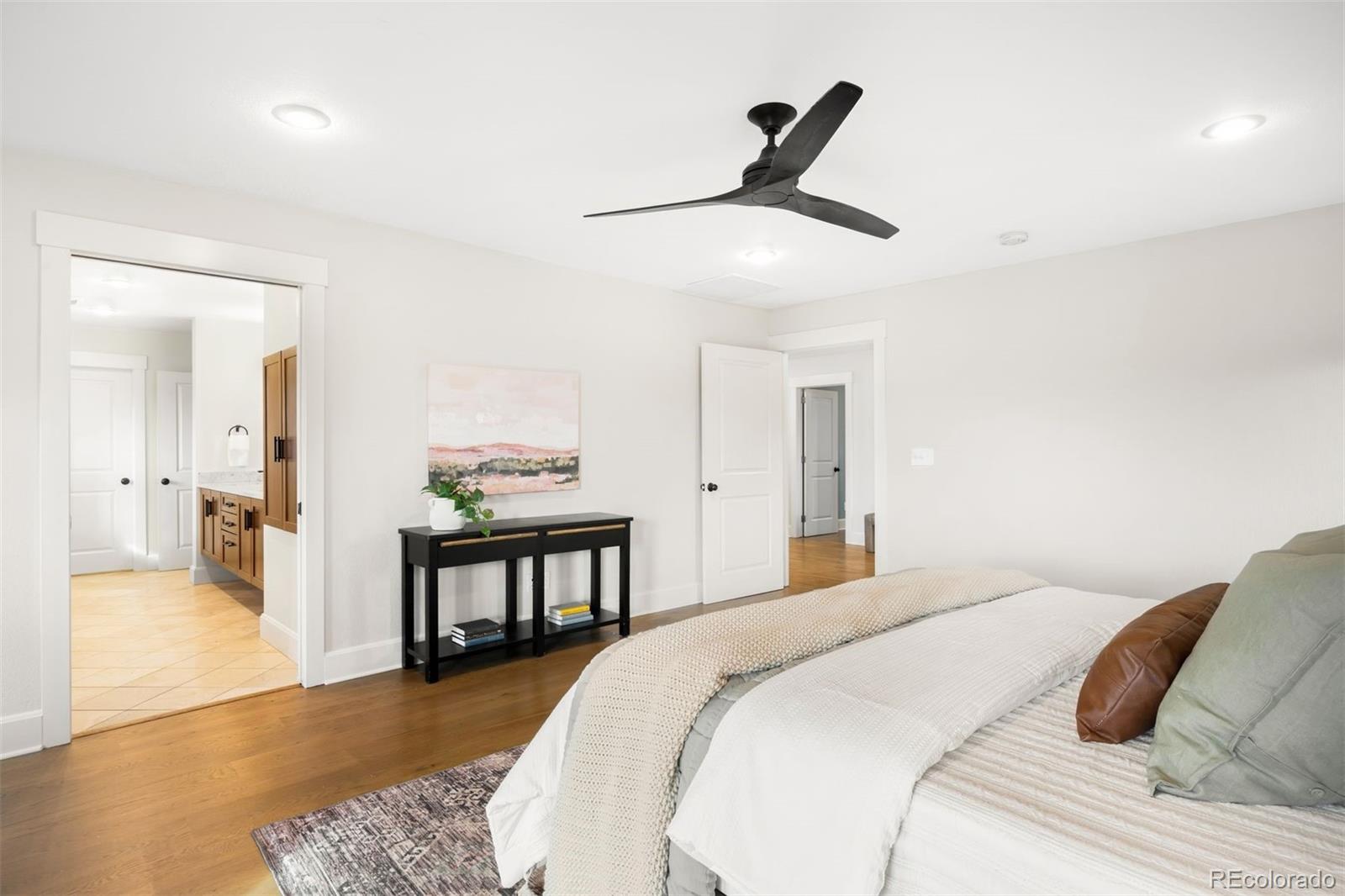 MLS Image #23 for 1463 s york street,denver, Colorado