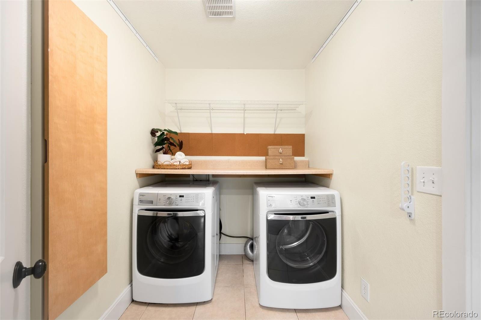 MLS Image #29 for 1463 s york street,denver, Colorado