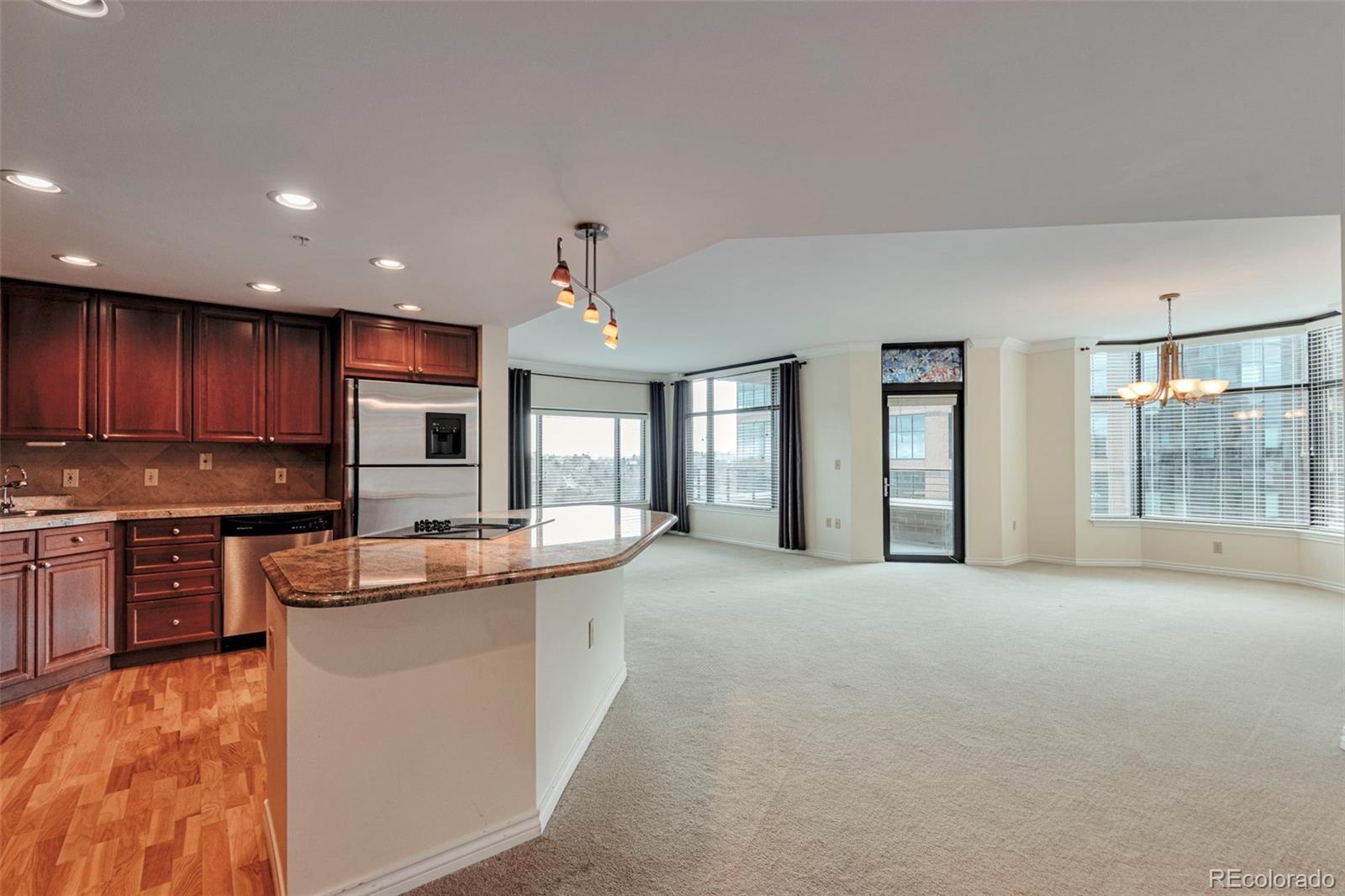 MLS Image #5 for 8100 e union avenue 513,denver, Colorado