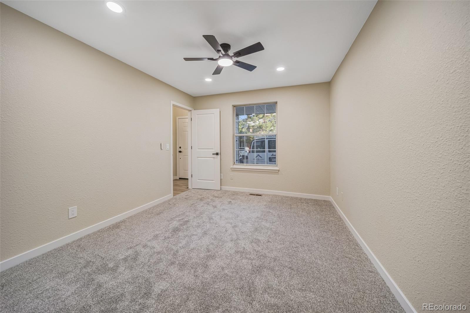 MLS Image #13 for 8346 w 87th drive d,arvada, Colorado