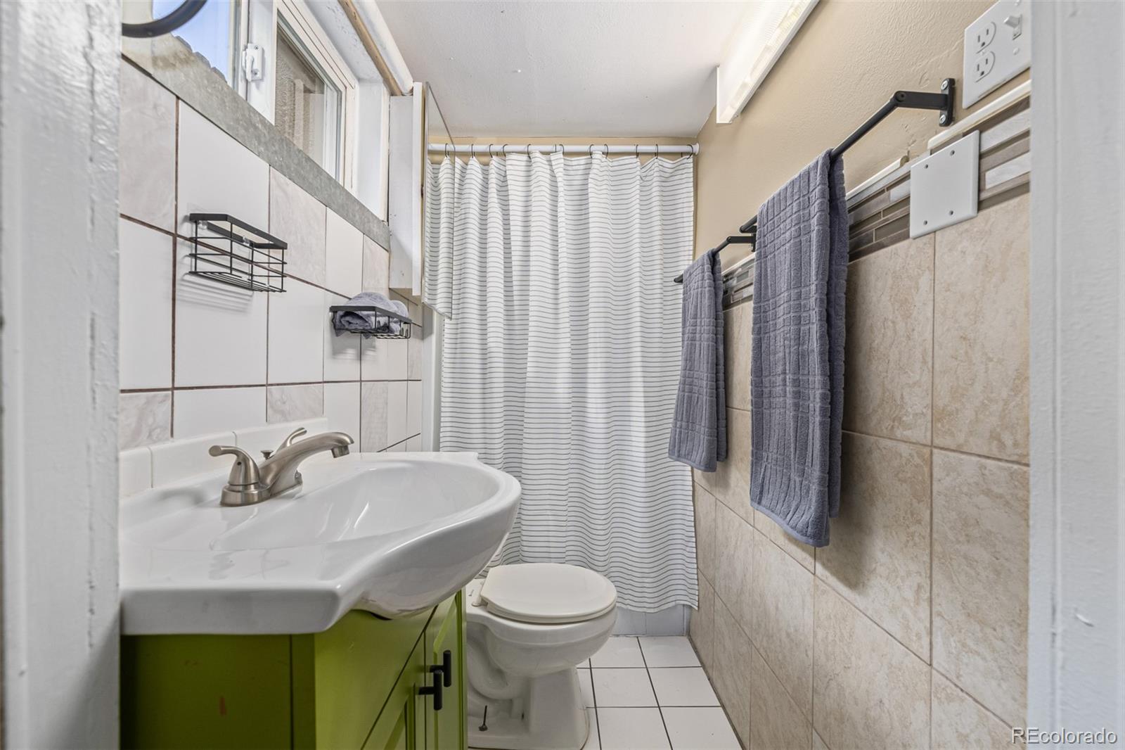 MLS Image #12 for 4350  shoshone street,denver, Colorado