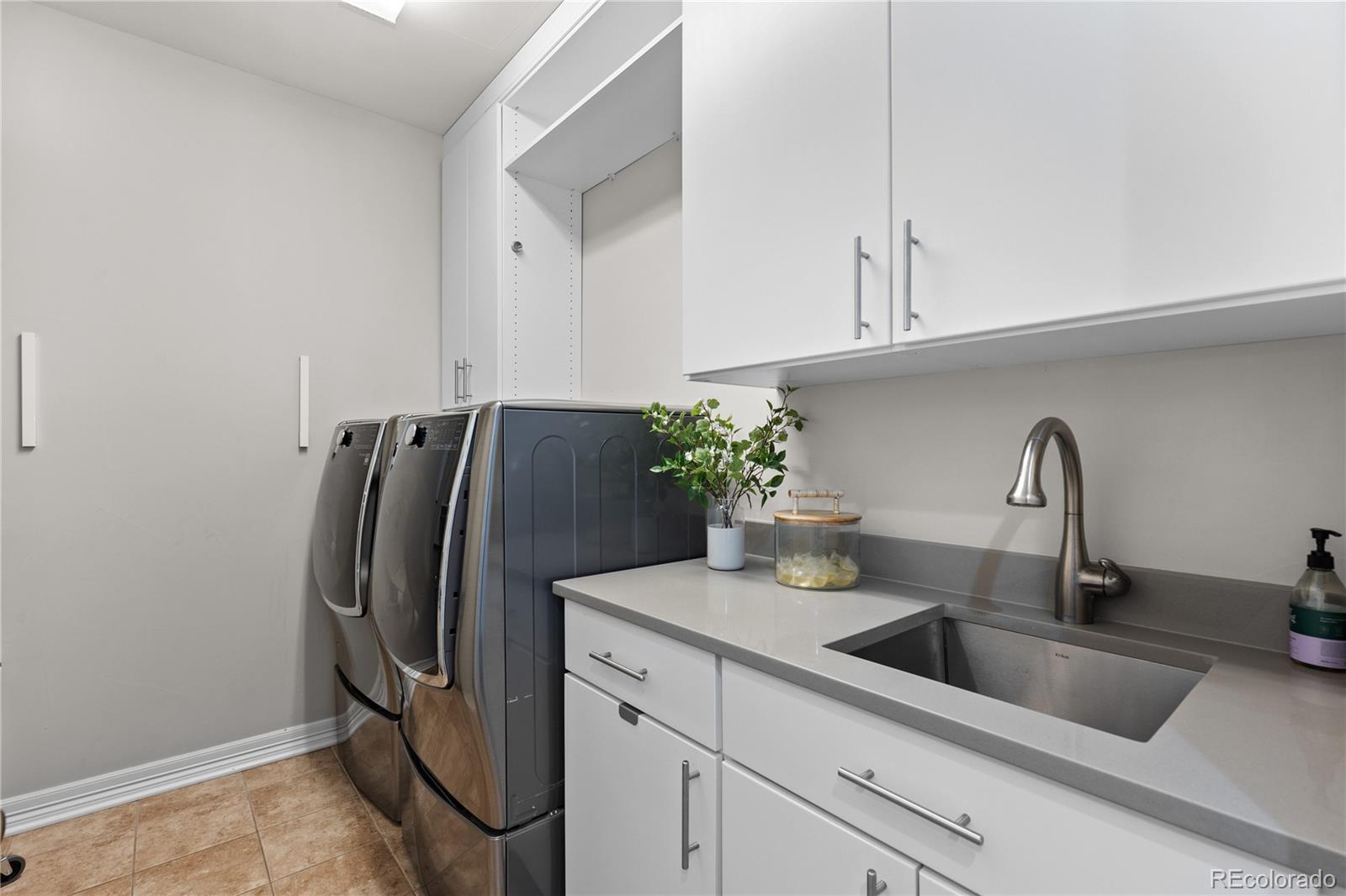 MLS Image #17 for 10769  sundial rim road,highlands ranch, Colorado