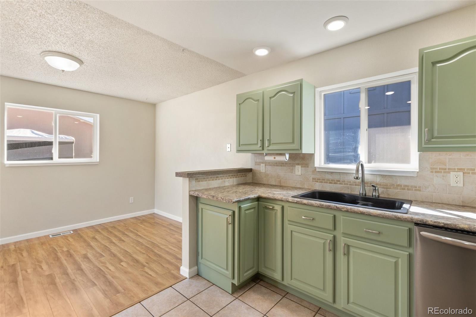 MLS Image #11 for 1220  sundance street,woodland park, Colorado