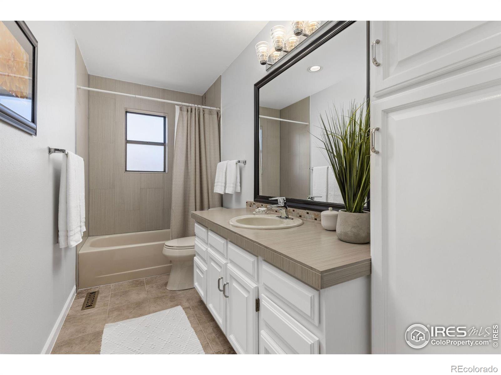 MLS Image #24 for 1058 w choke cherry drive,louisville, Colorado