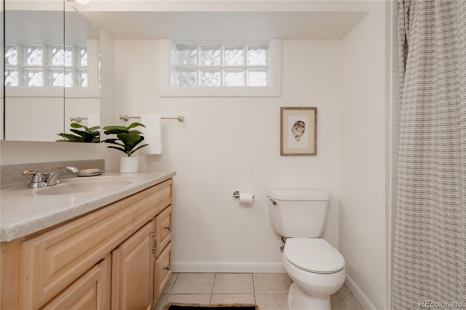 MLS Image #16 for 2015 s ogden street,denver, Colorado