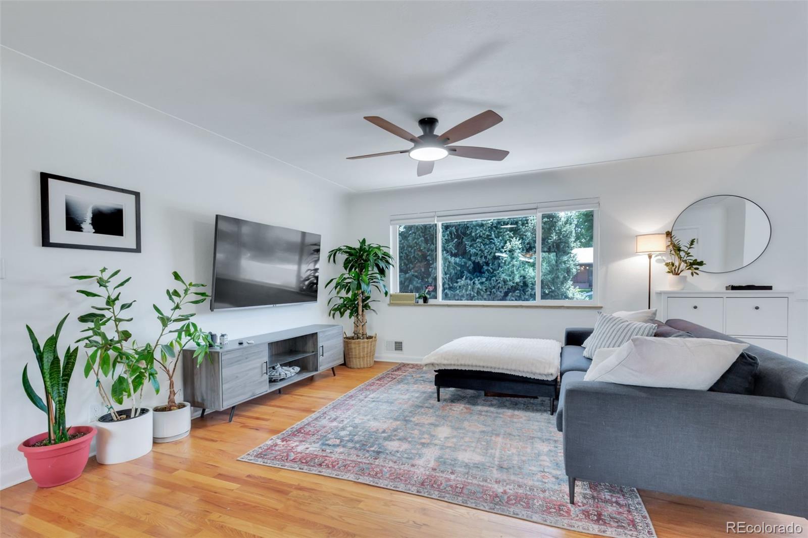 MLS Image #4 for 3049 s williams street,denver, Colorado