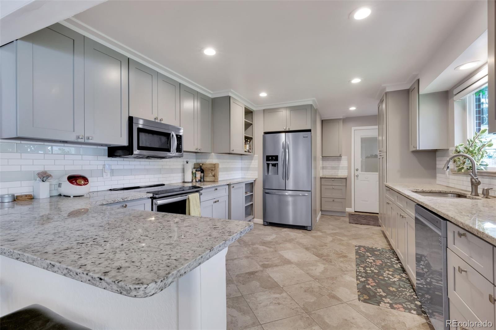MLS Image #7 for 3049 s williams street,denver, Colorado