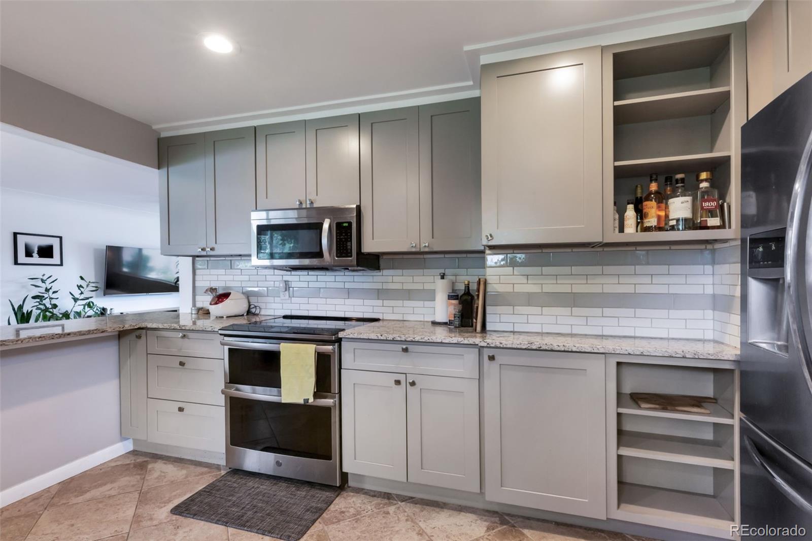 MLS Image #9 for 3049 s williams street,denver, Colorado