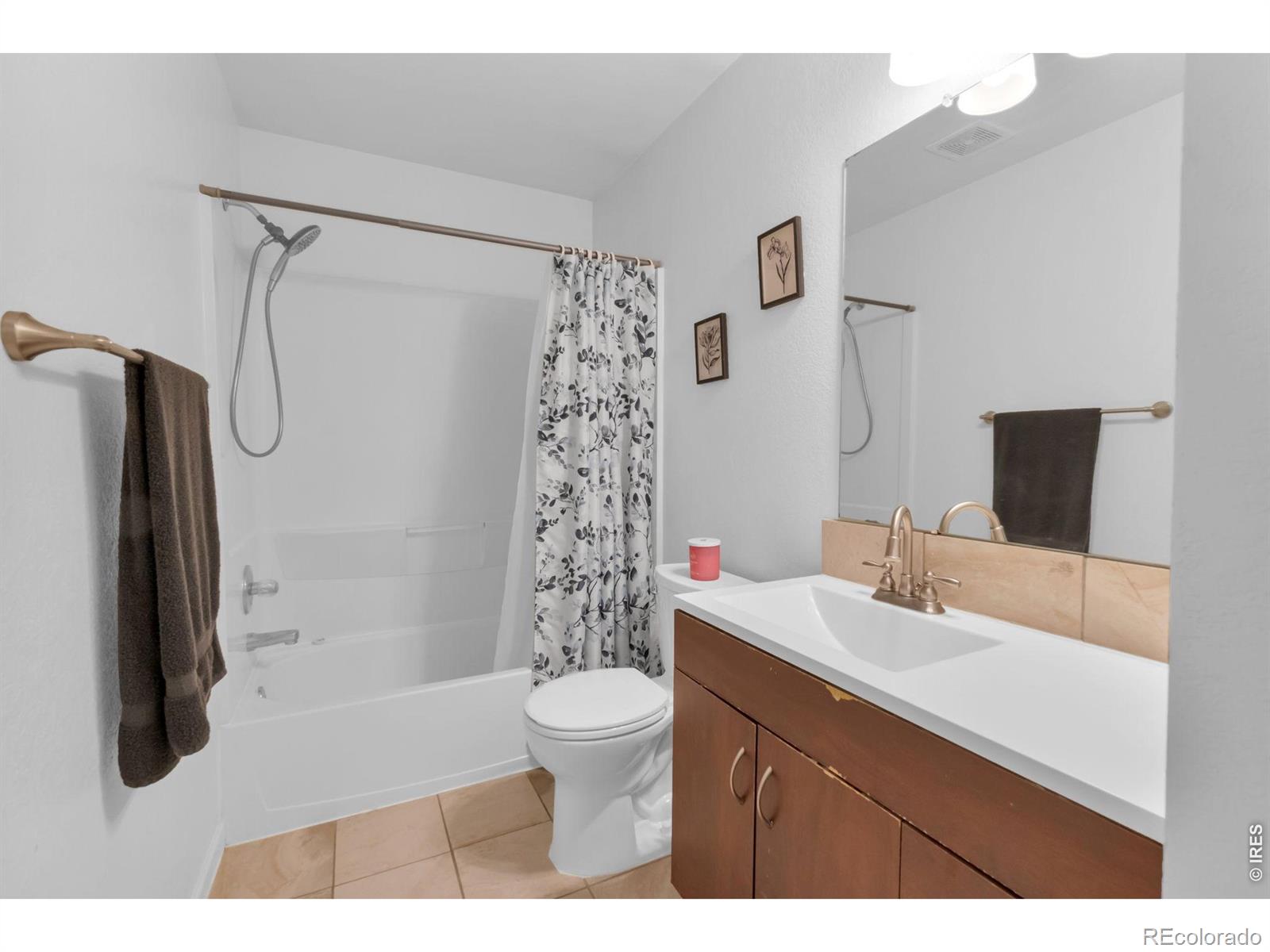 MLS Image #12 for 110  keep circle,berthoud, Colorado