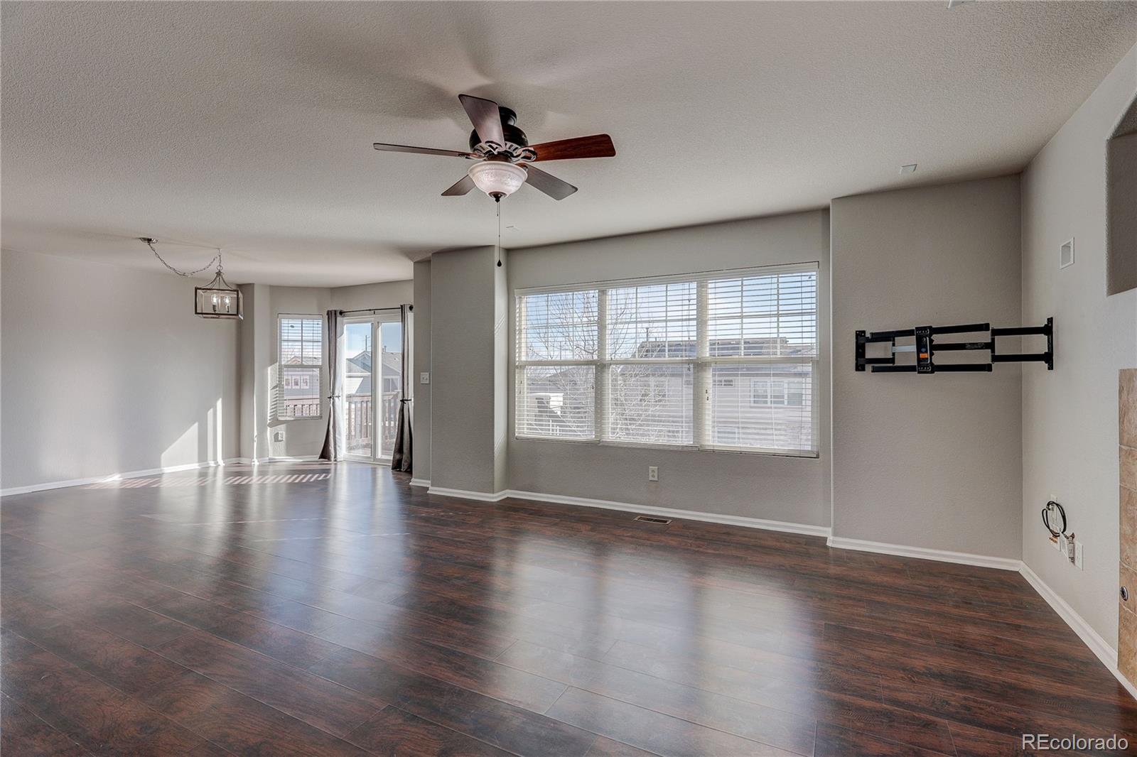 MLS Image #2 for 4764 s eaton park way,aurora, Colorado