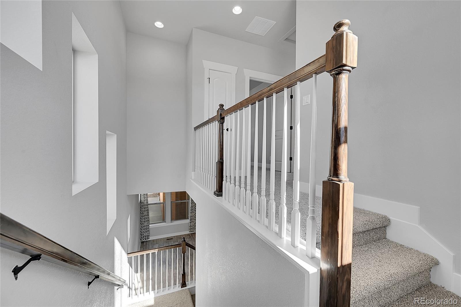 MLS Image #13 for 10539 e 25th drive,aurora, Colorado