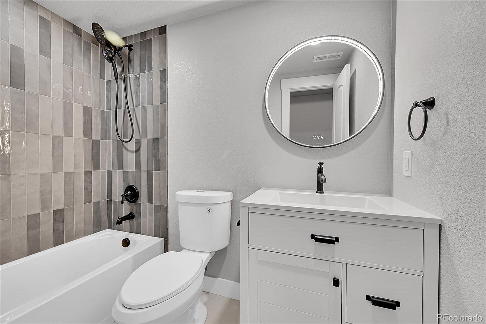 MLS Image #29 for 10539 e 25th drive,aurora, Colorado