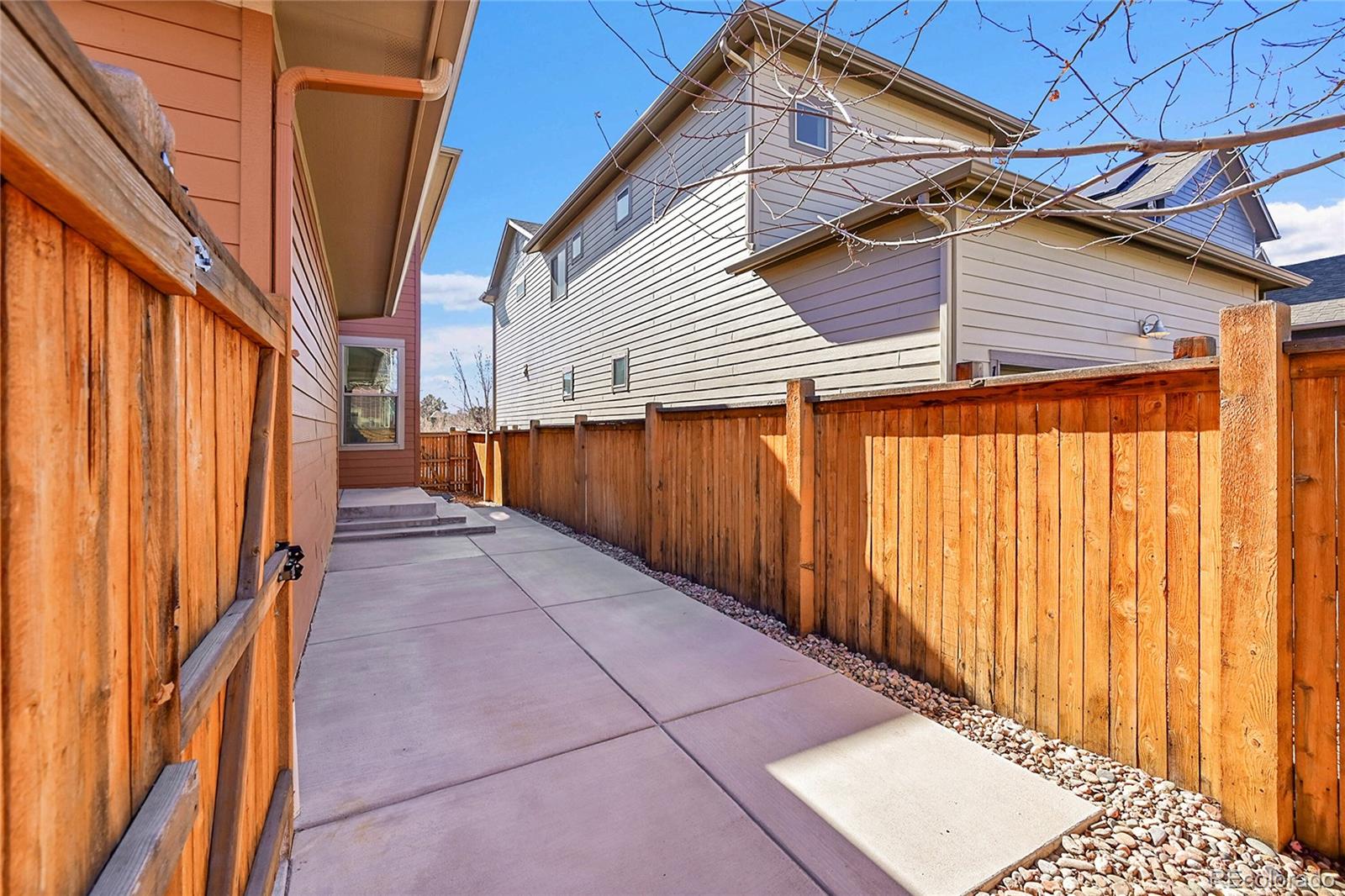 MLS Image #32 for 10539 e 25th drive,aurora, Colorado