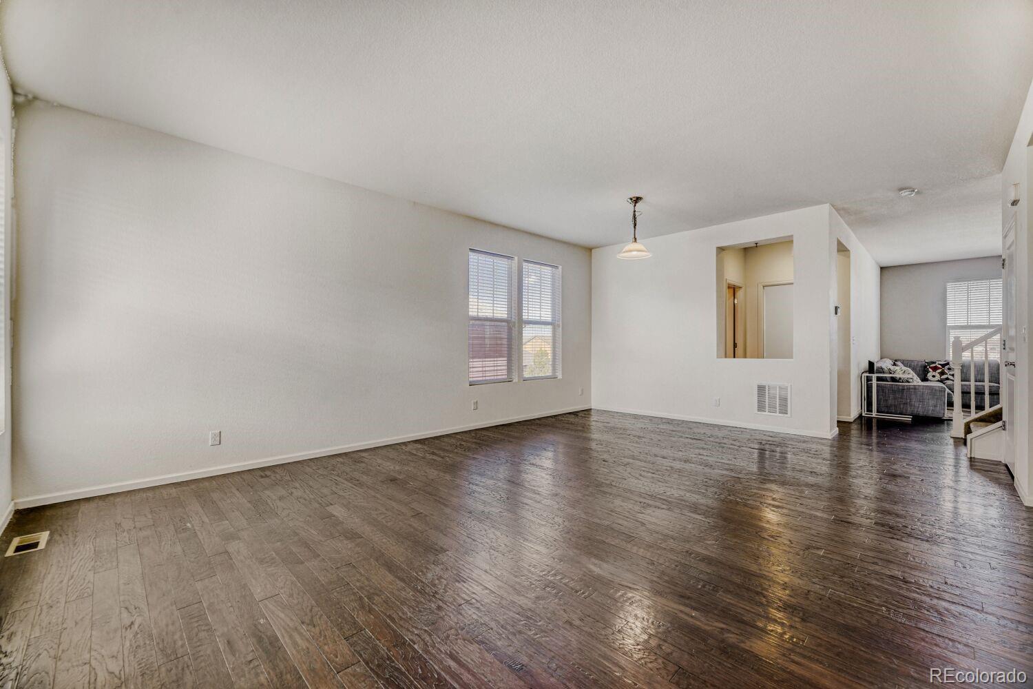 MLS Image #3 for 19121 e pacific place,aurora, Colorado