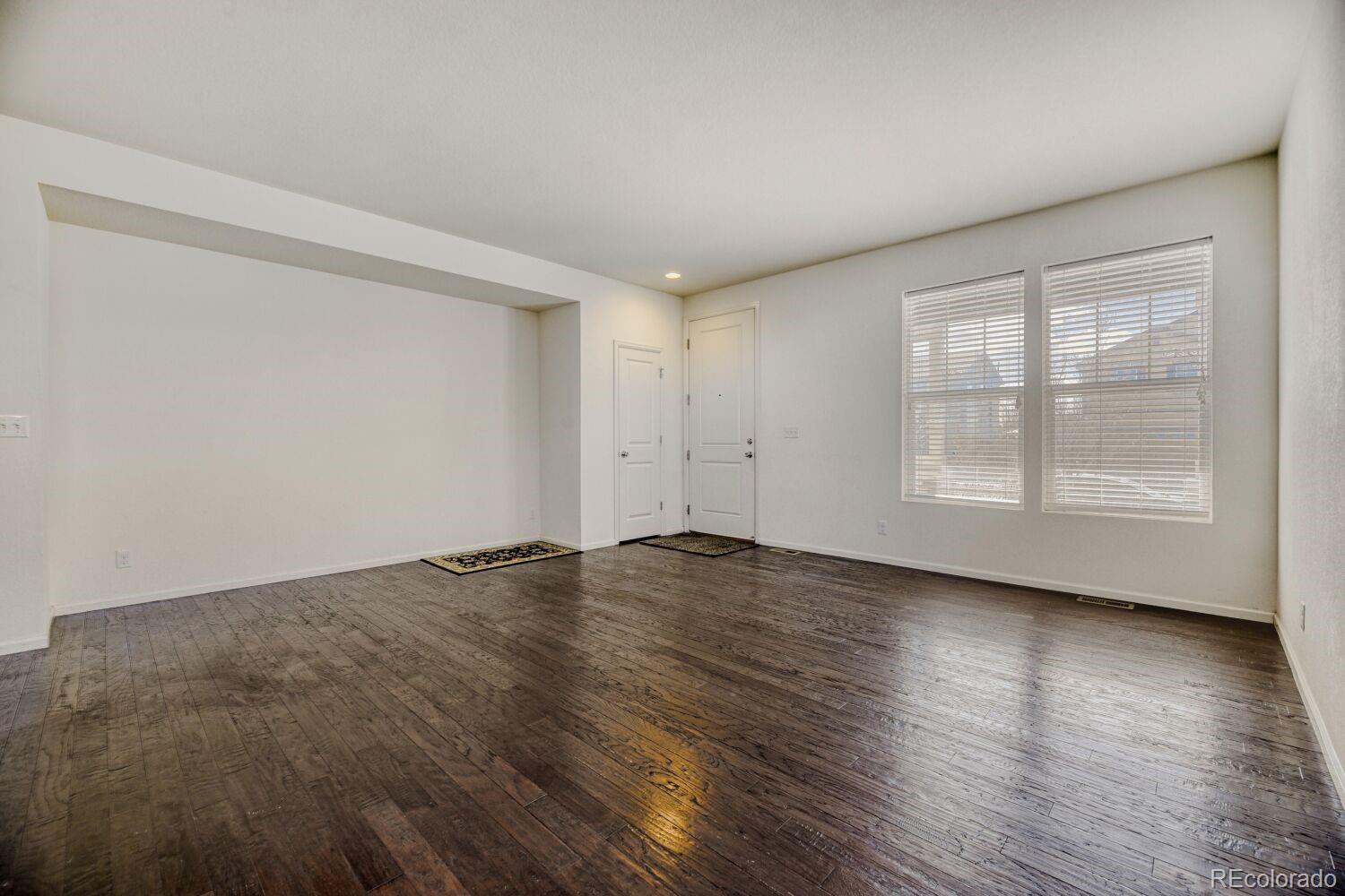 MLS Image #4 for 19121 e pacific place,aurora, Colorado