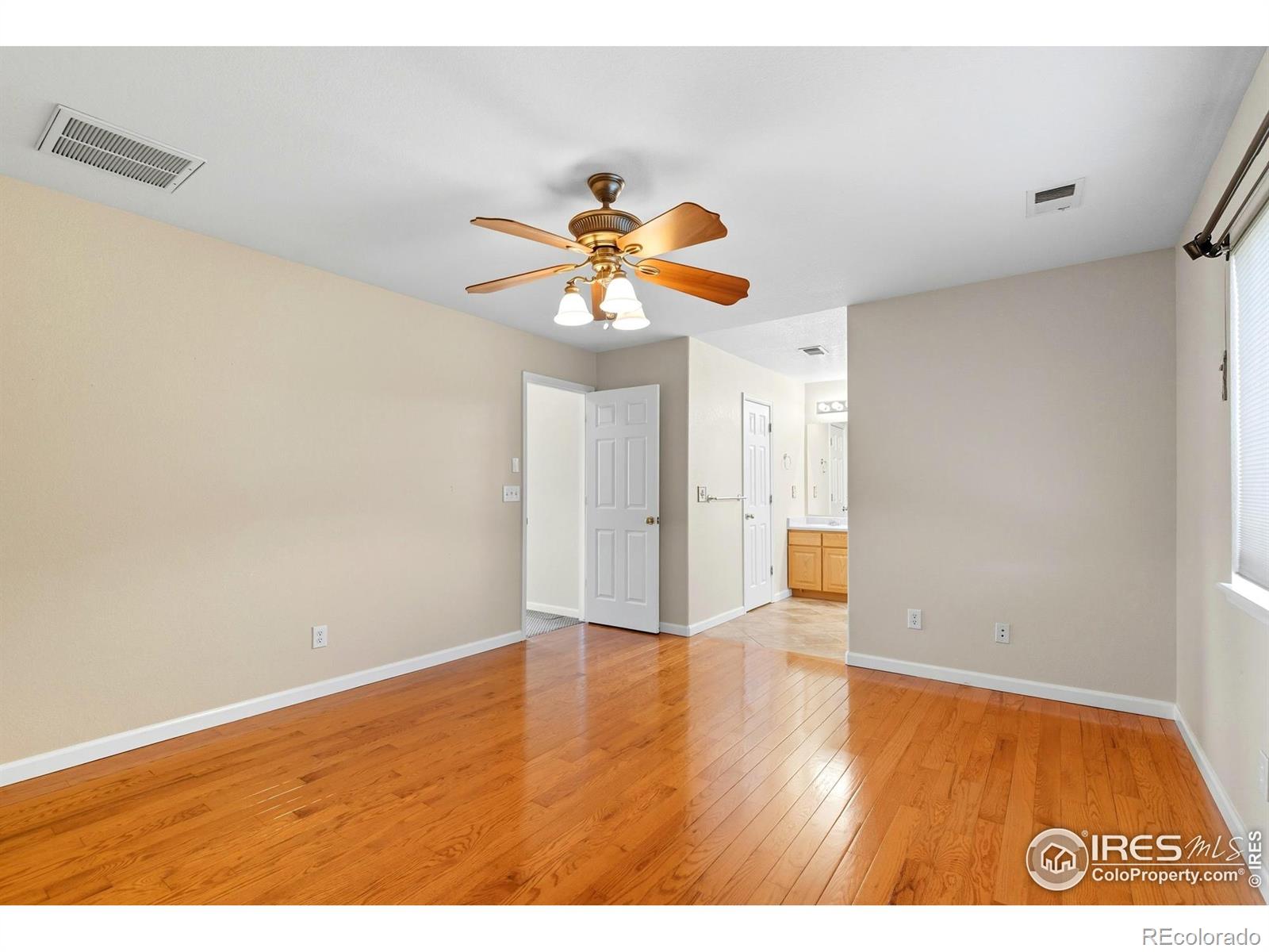 MLS Image #13 for 635  elizabeth st cir,dacono, Colorado