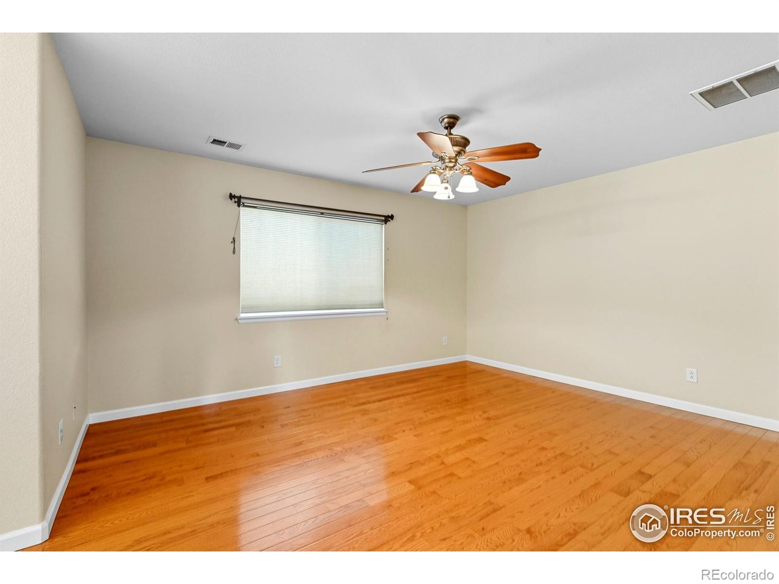 MLS Image #14 for 635  elizabeth st cir,dacono, Colorado