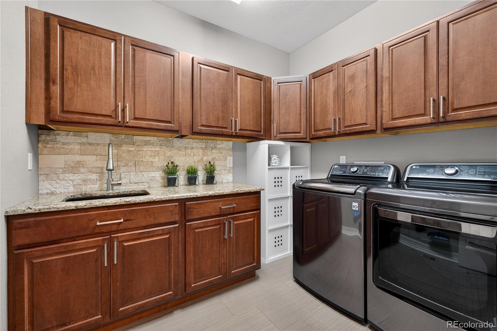 MLS Image #21 for 11948 s meander way,parker, Colorado