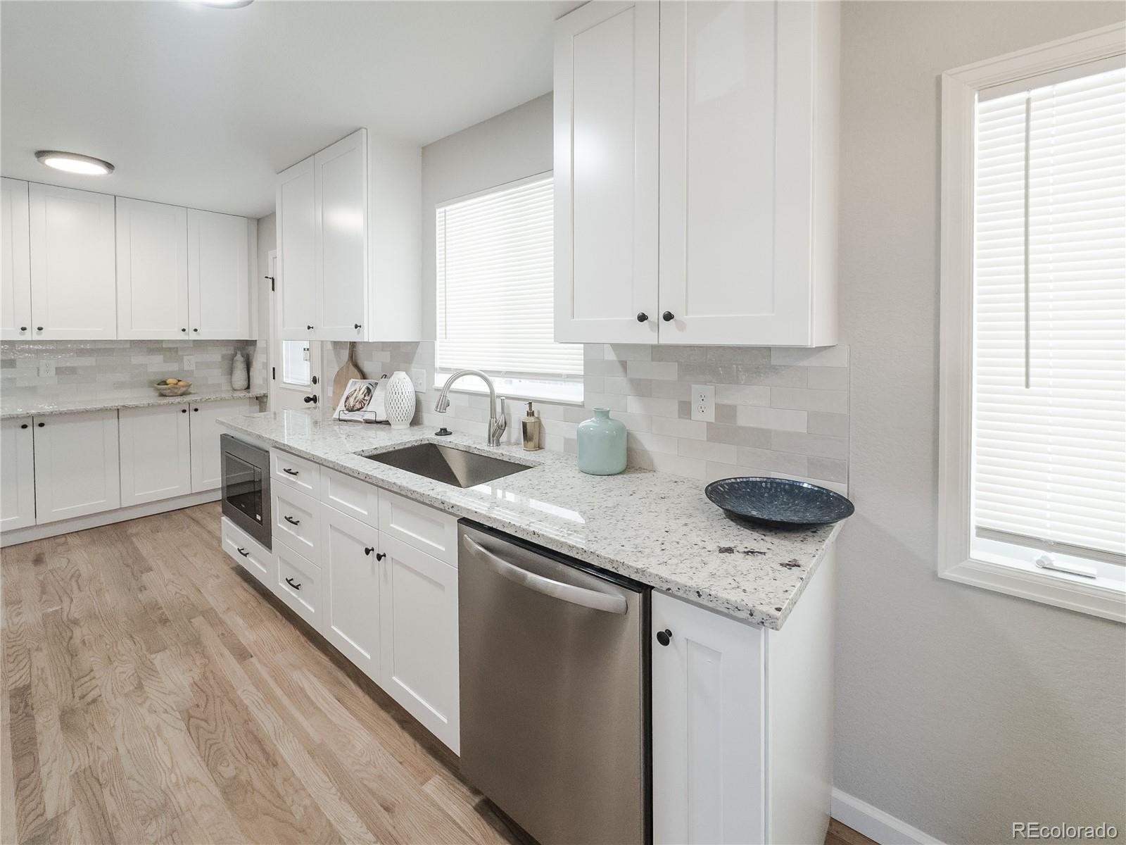 MLS Image #6 for 3172 w monmouth avenue,englewood, Colorado