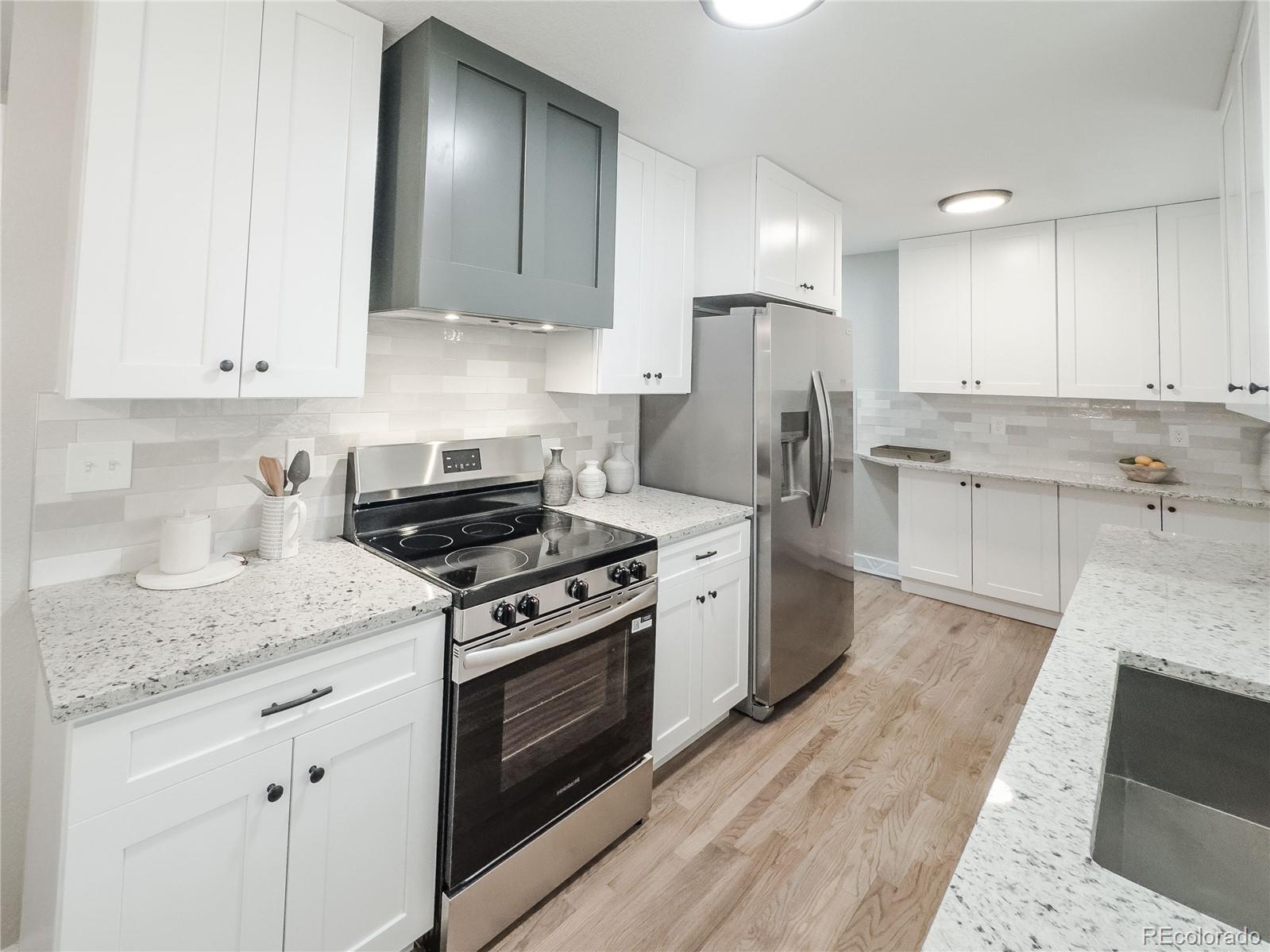 MLS Image #7 for 3172 w monmouth avenue,englewood, Colorado