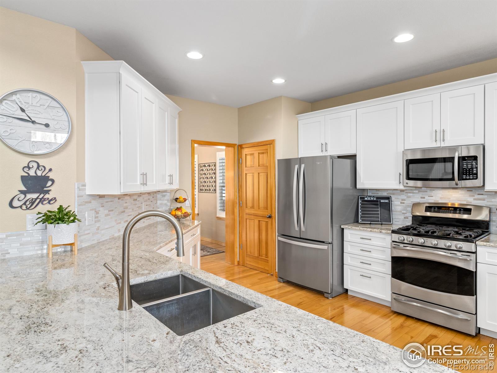 MLS Image #9 for 712  tanager circle,longmont, Colorado