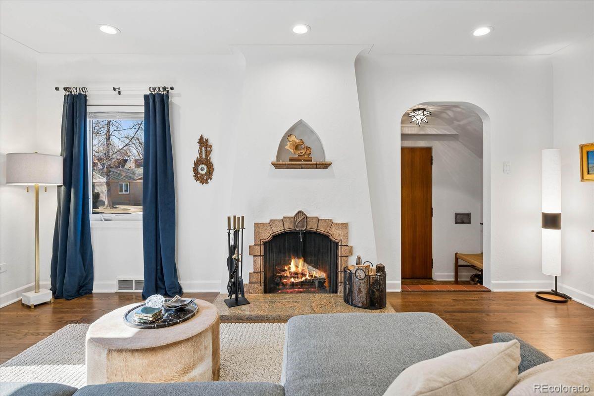 MLS Image #1 for 950 s euclid way,denver, Colorado