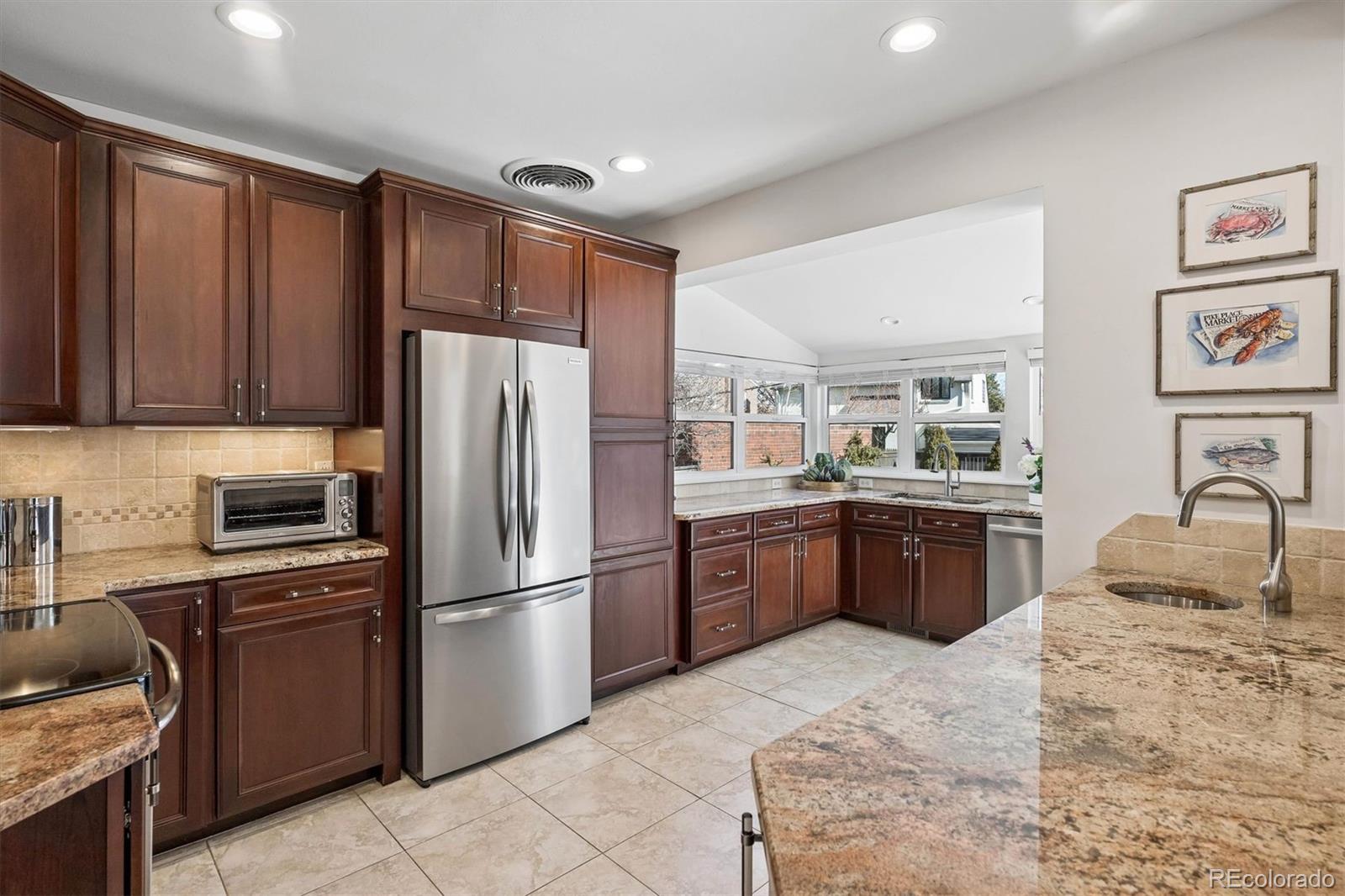 MLS Image #8 for 950 s euclid way,denver, Colorado