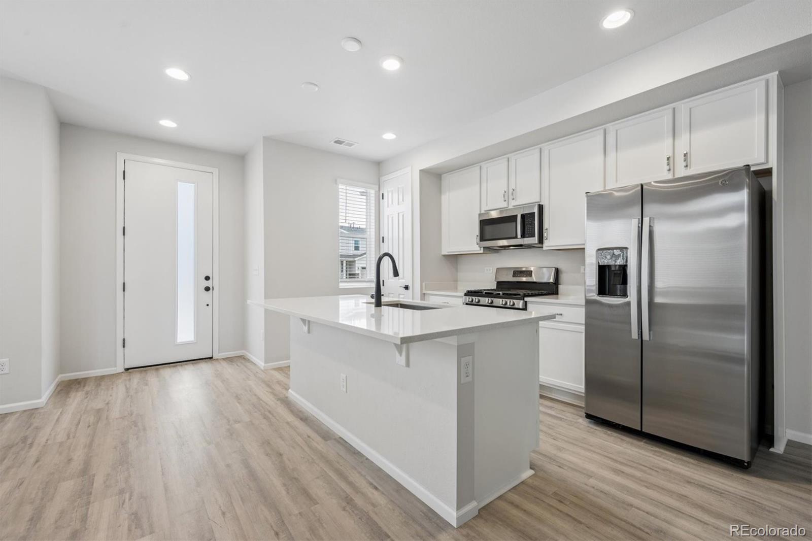 MLS Image #6 for 101 s uriah street,aurora, Colorado