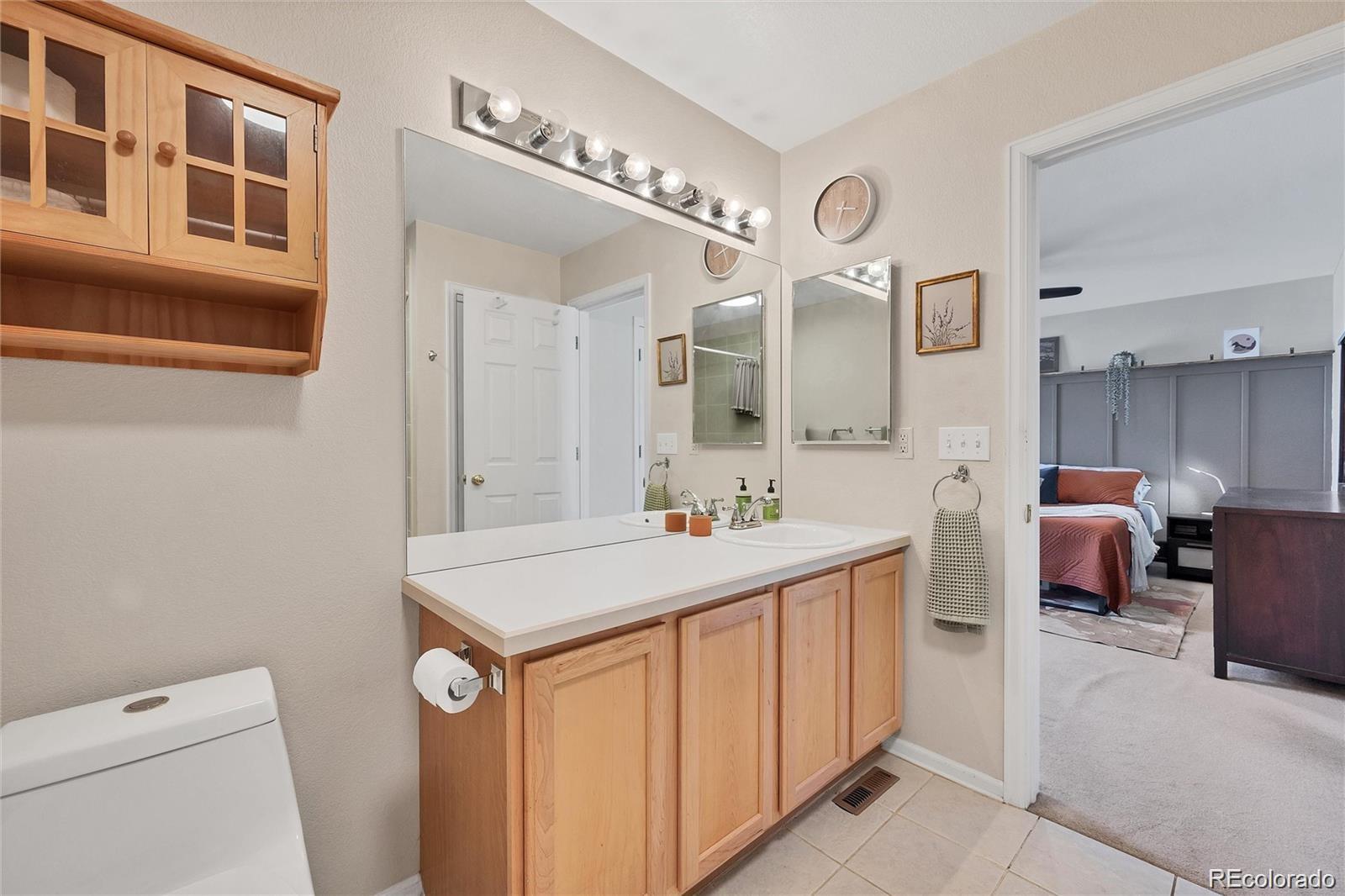 MLS Image #19 for 893 s evanston circle ,aurora, Colorado