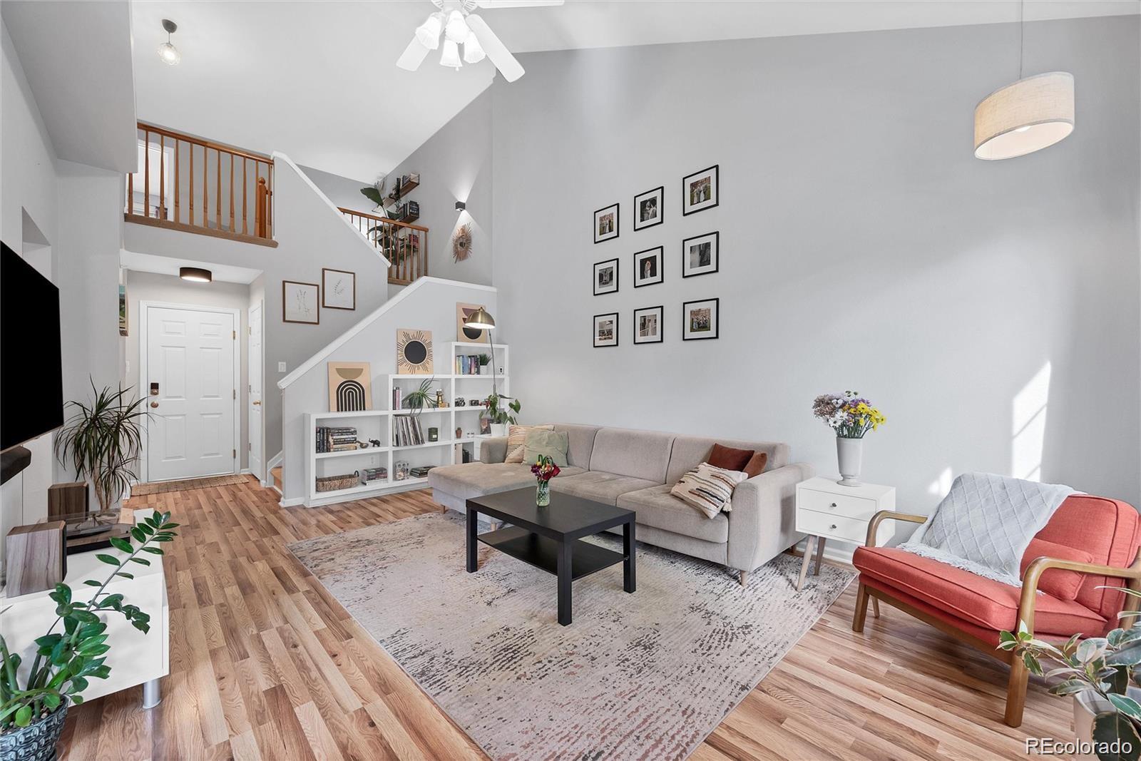 MLS Image #3 for 893 s evanston circle ,aurora, Colorado