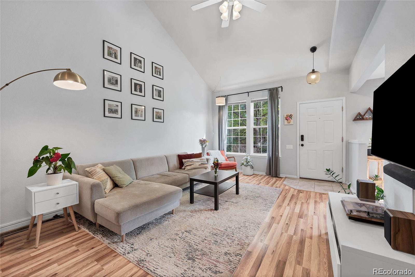 MLS Image #5 for 893 s evanston circle ,aurora, Colorado