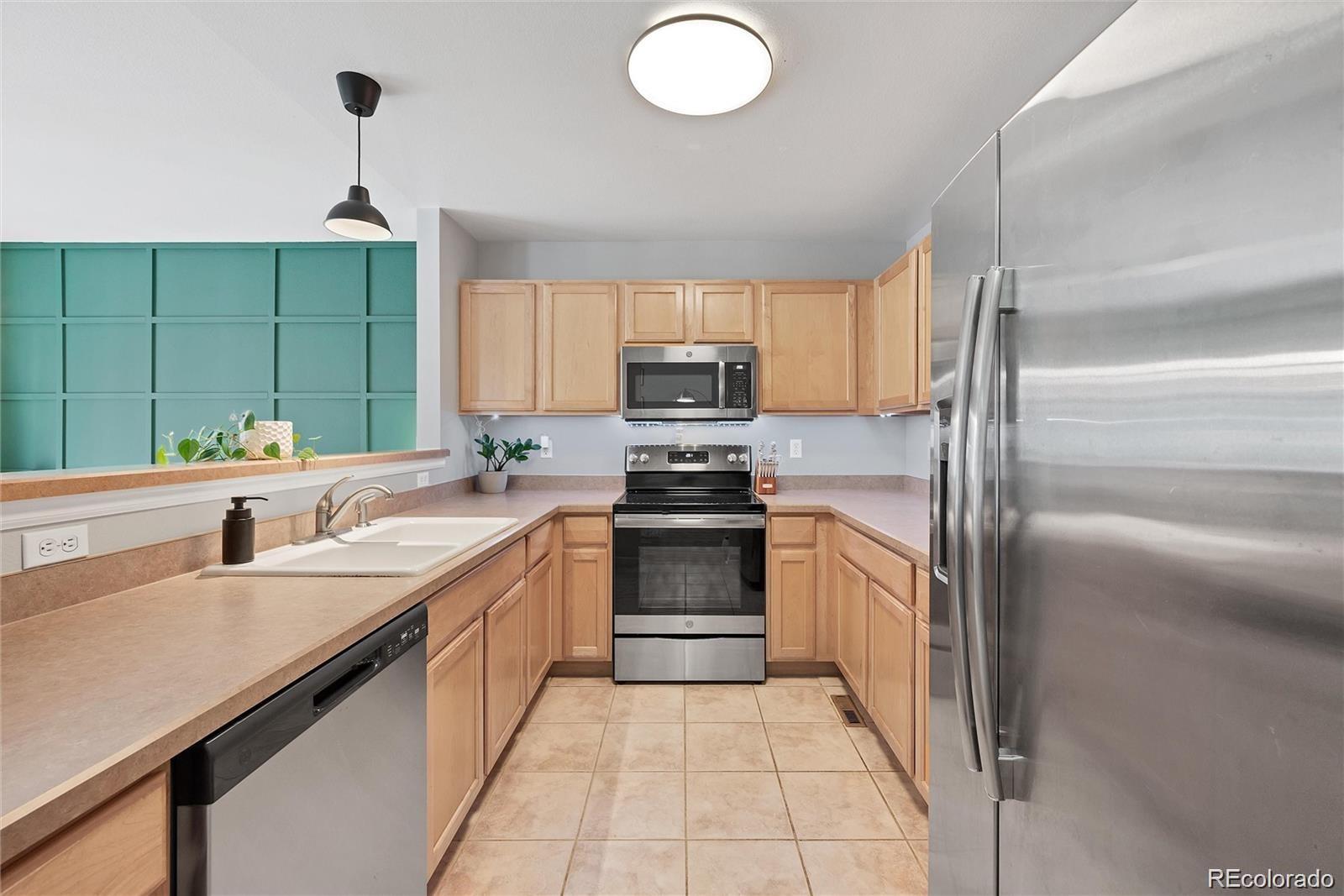 MLS Image #8 for 893 s evanston circle ,aurora, Colorado