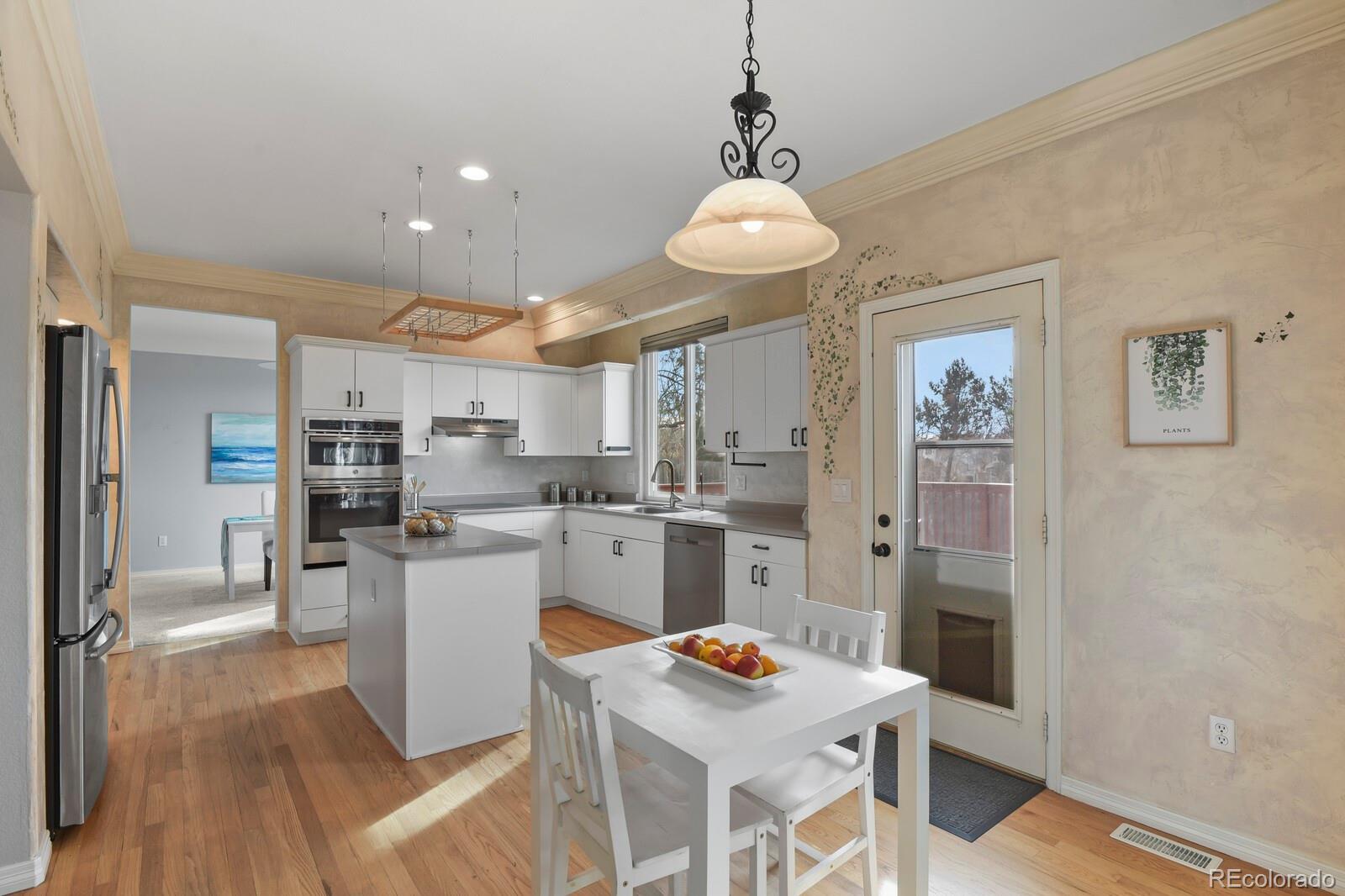 MLS Image #11 for 5333 s genoa way,centennial, Colorado