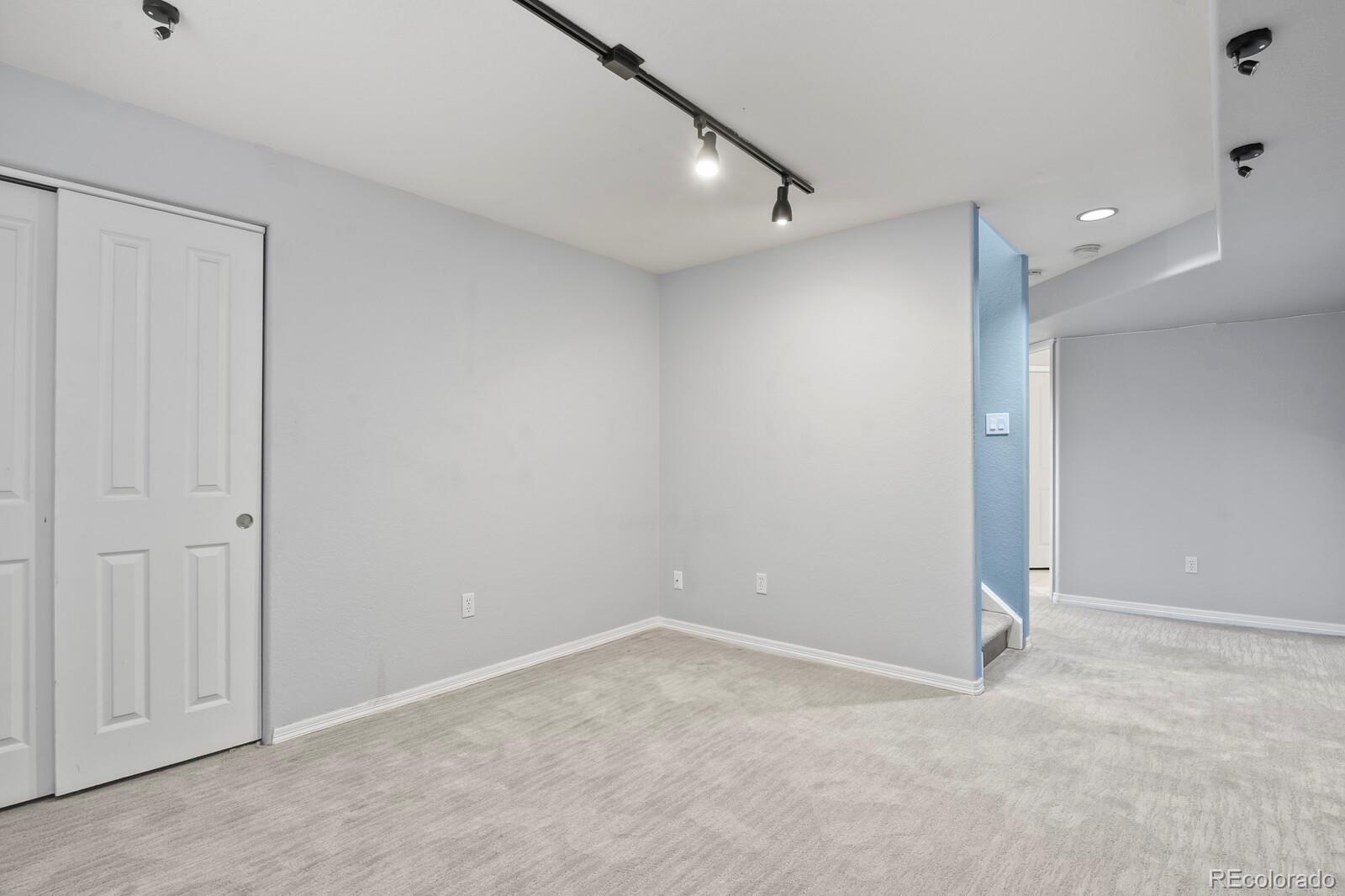 MLS Image #36 for 5333 s genoa way,centennial, Colorado
