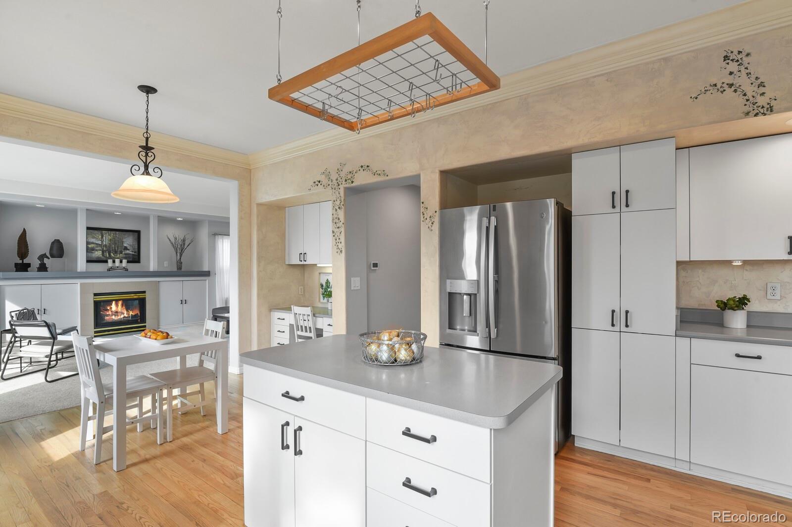 MLS Image #9 for 5333 s genoa way,centennial, Colorado