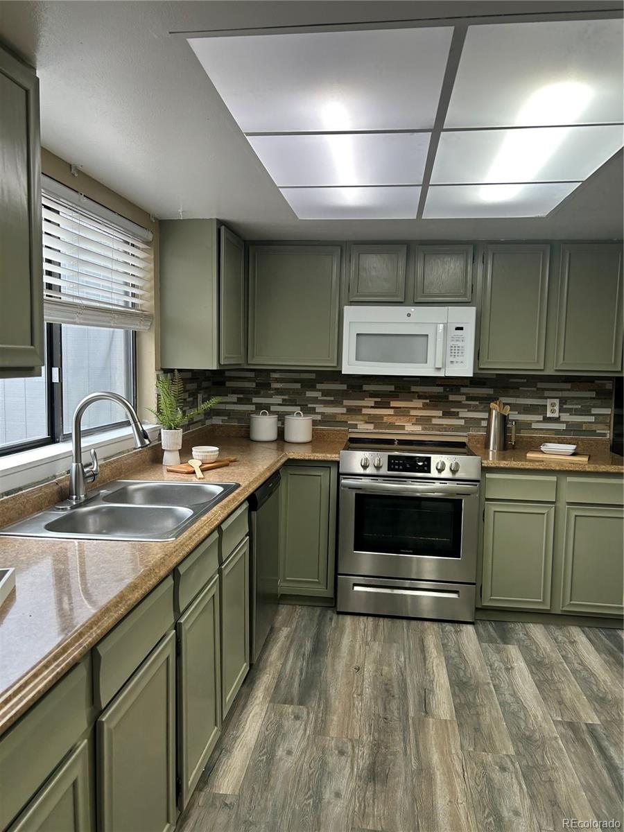 MLS Image #7 for 2490 s worchester court,aurora, Colorado