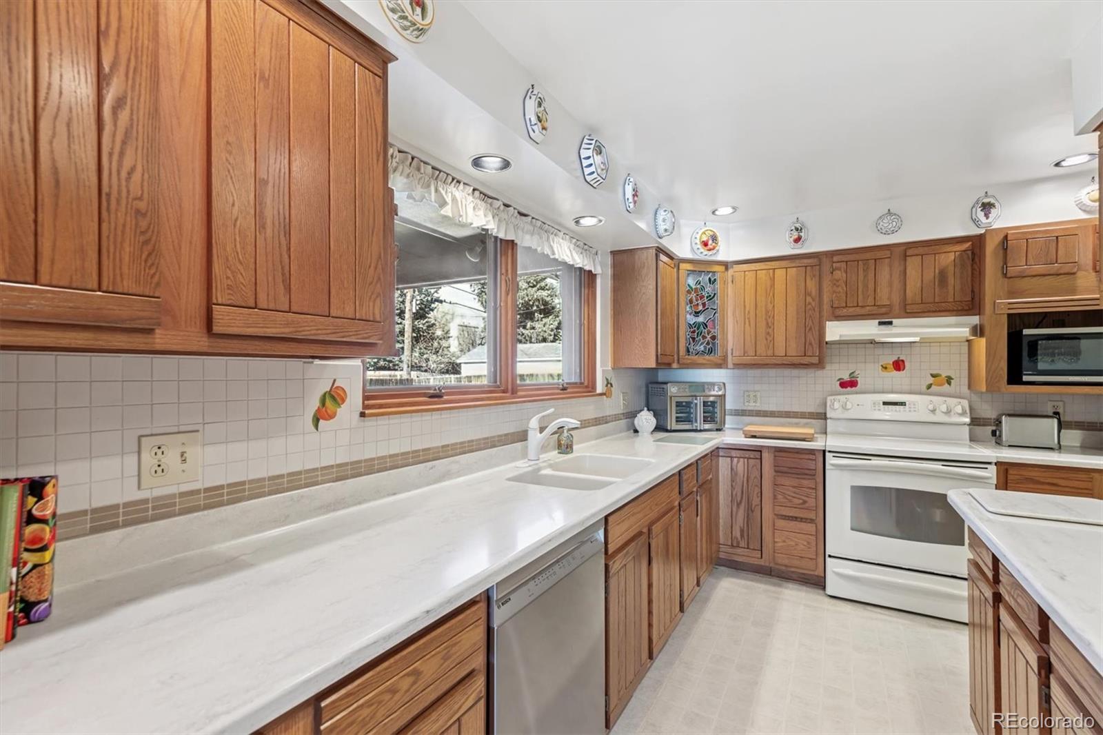 MLS Image #13 for 3253 s columbine street,denver, Colorado