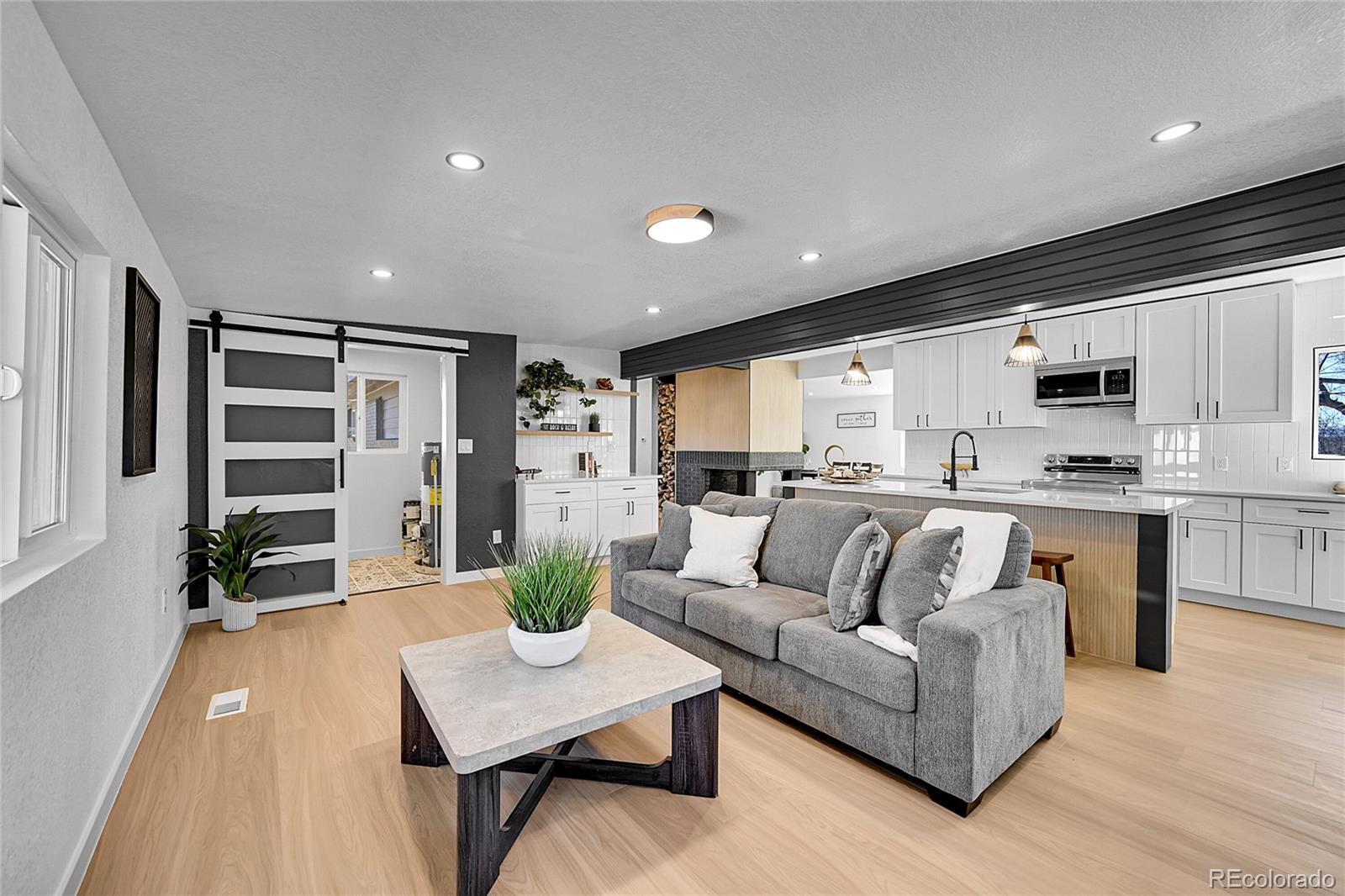 MLS Image #11 for 8410  alta vista drive,arvada, Colorado