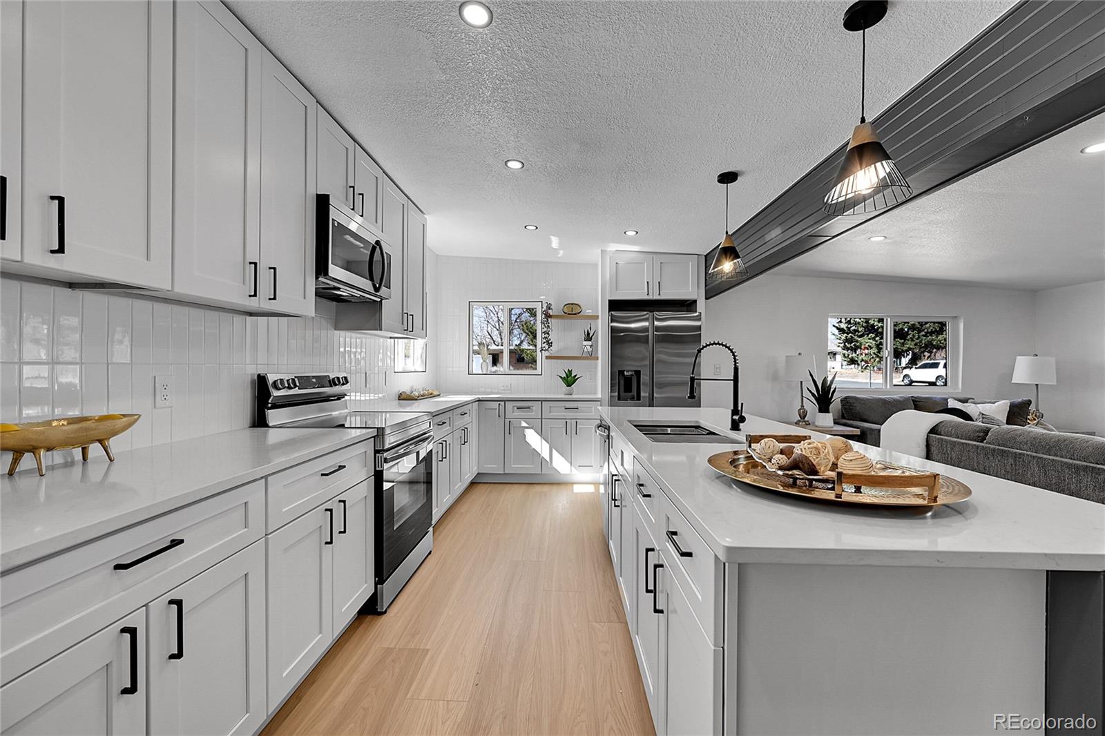 MLS Image #12 for 8410  alta vista drive,arvada, Colorado