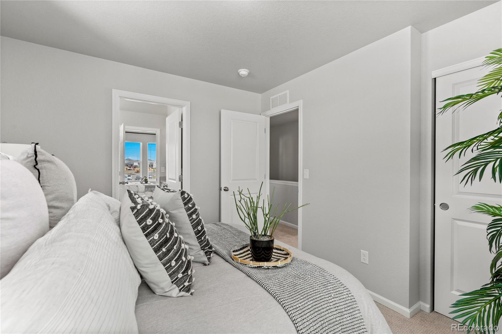 MLS Image #13 for 614  wagon wheel way,bennett, Colorado