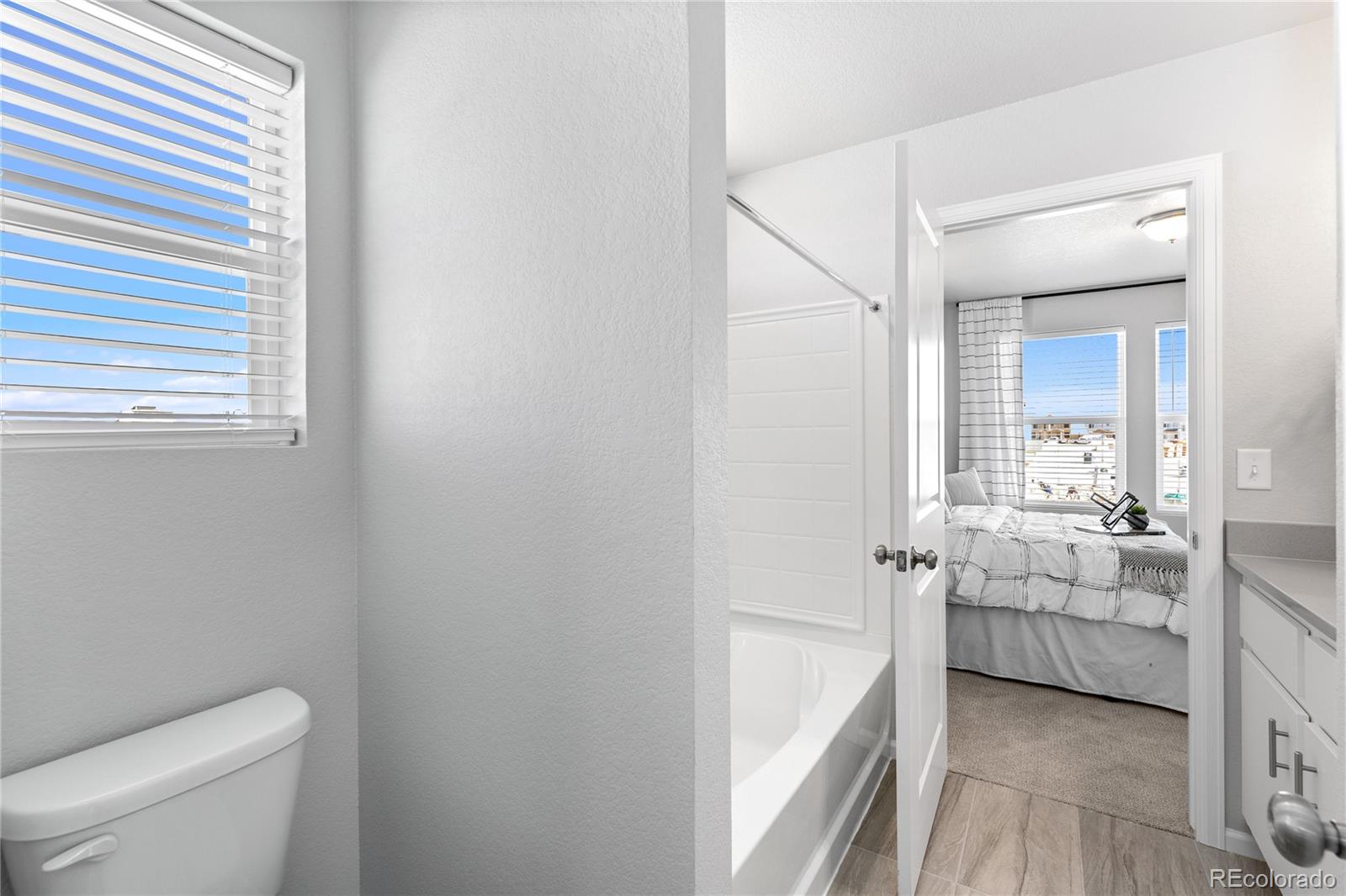 MLS Image #21 for 614  wagon wheel way,bennett, Colorado
