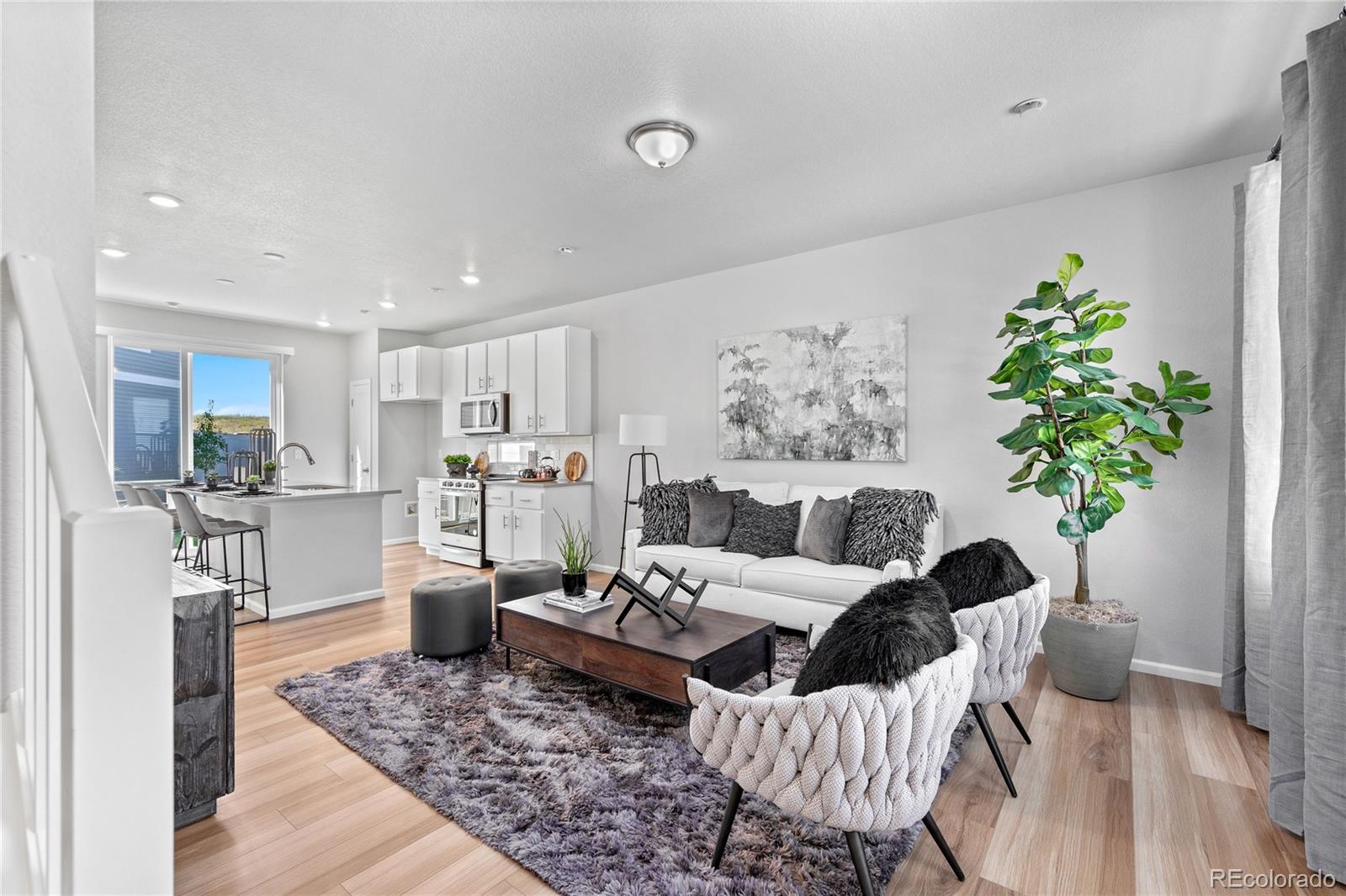 MLS Image #4 for 614  wagon wheel way,bennett, Colorado
