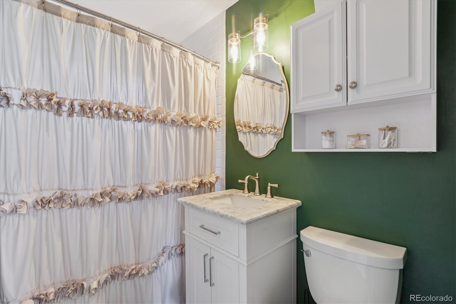 MLS Image #14 for 2562 s quitman street,denver, Colorado