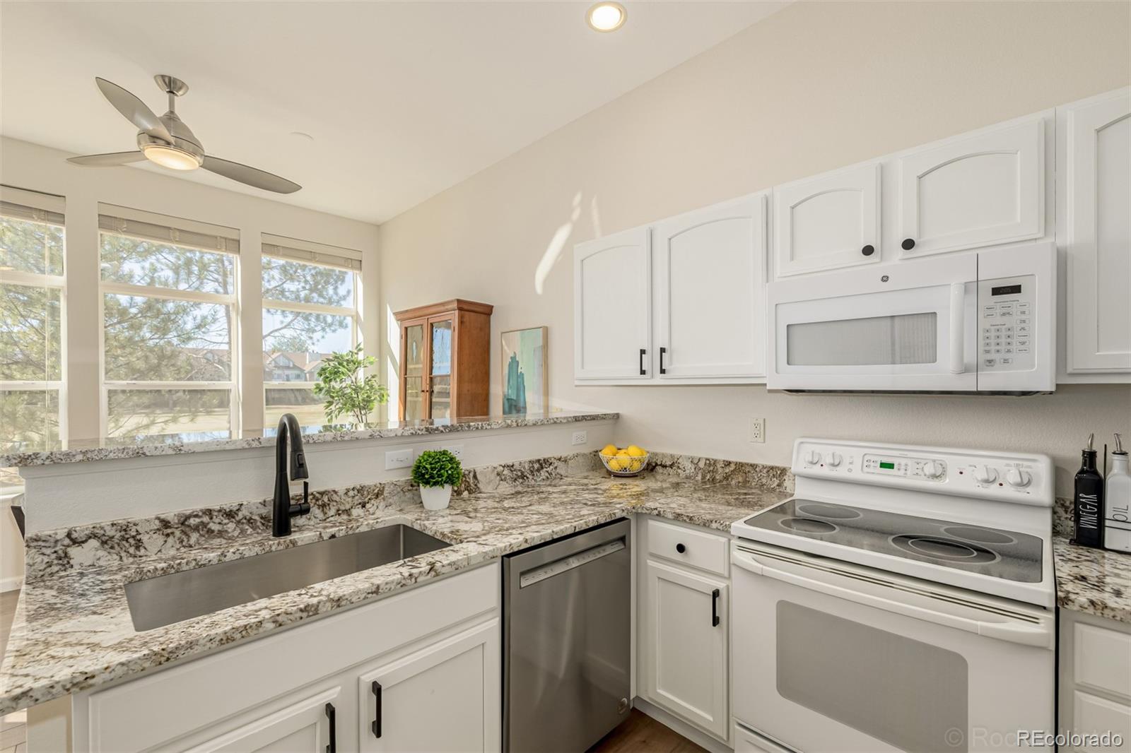 MLS Image #16 for 2868 w riverwalk circle b,littleton, Colorado