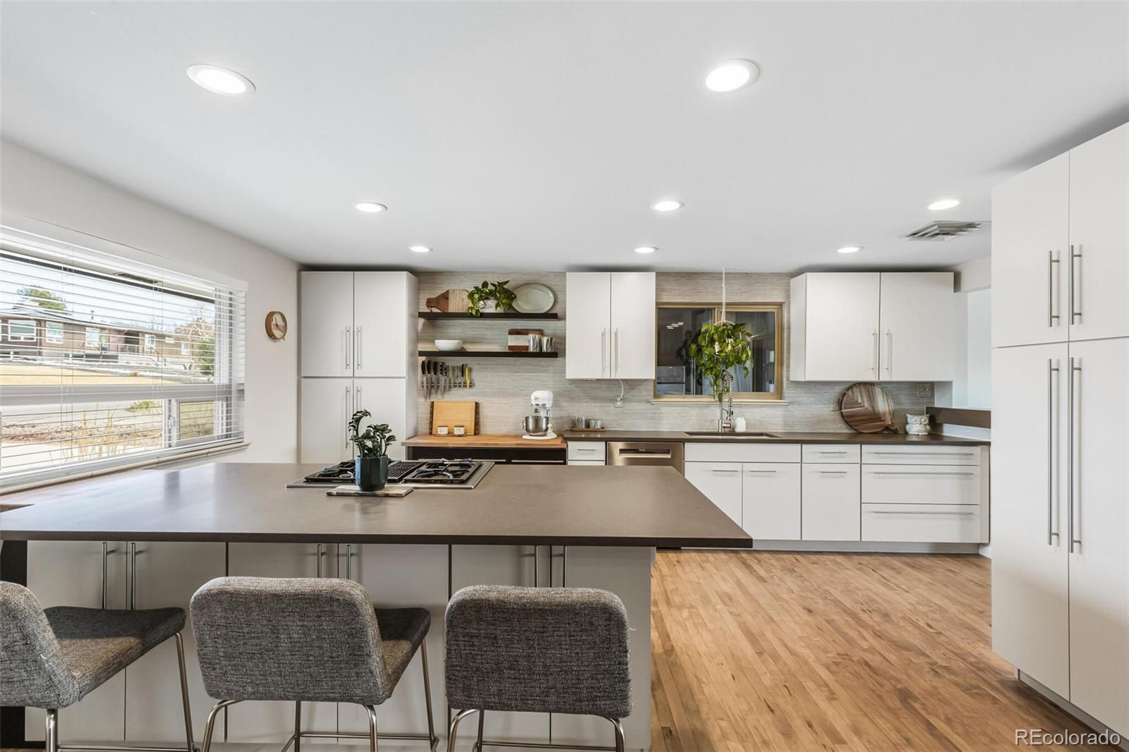 MLS Image #17 for 10290 w 18th place,lakewood, Colorado