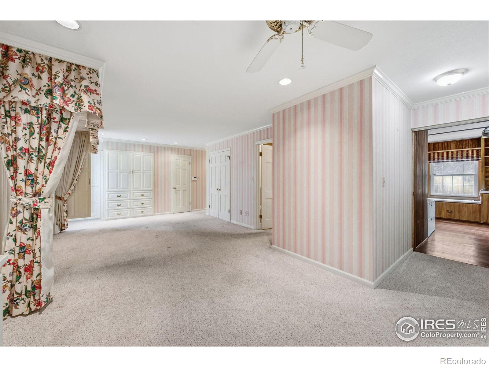 MLS Image #16 for 1925  seminole drive,fort collins, Colorado